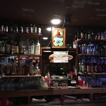 Field & Stream Tavern - Dive Bars Near Me - Marysville, California