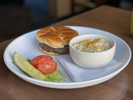 Cliff's Taphouse by null