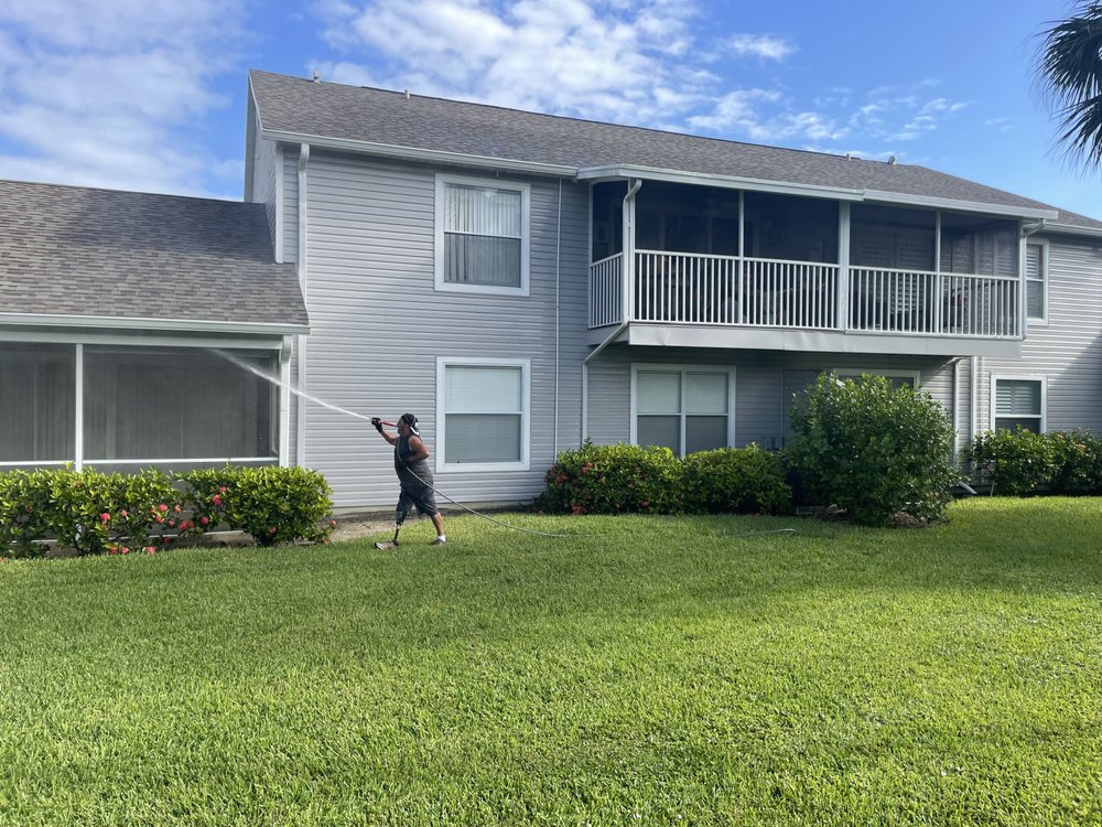 Slide of Wise Guys Pressure Cleaning