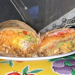 Ralibertos - Oroville - Half of chicken burrito half of chicken torta