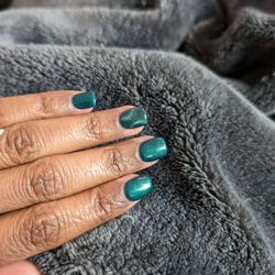 Cacie Nails & Spa - When hands are cold it's more green