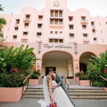 Karoza Bridal - Wedding Dress - Bridal Near Me - Glendale, California Karoza Bridal - Wedding Dress - Bridal Near Me - Glendale, California