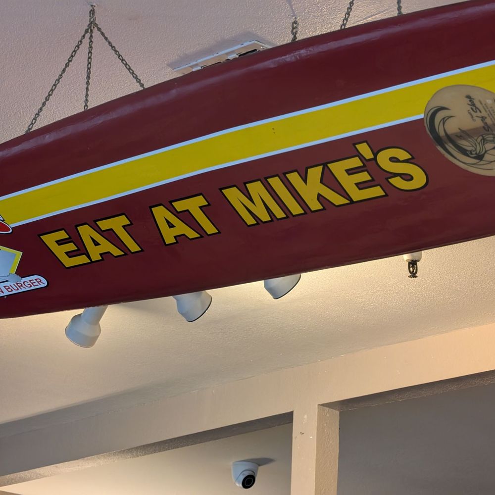 Mike's at the Crossroads - American Near Me - Cotati, California