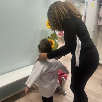 Princess and Diva Spa Fun Shop - Employee mentioned - Kids Hair Salons Near Me - Bloomington, Minnesota Princess and Diva Spa Fun Shop - Employee mentioned - Kids Hair Salons Near Me - Bloomington, Minnesota