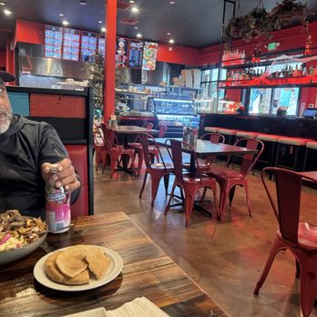 Sultan's Kebab - They have indoor and outdoor seating. - Mediterranean Near Me - Livermore, California Sultan's Kebab - They have indoor and outdoor seating. - Mediterranean Near Me - Livermore, California