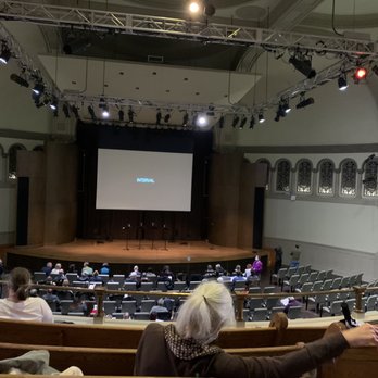 Salle de Concert Bourgie - people sitting in a large auditorium - Music Venues Near Me - Montreal, Quebec Salle de Concert Bourgie - people sitting in a large auditorium - Music Venues Near Me - Montreal, Quebec