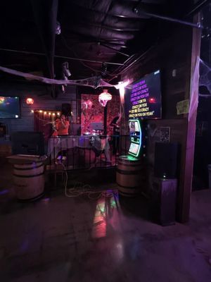 The Grapevine Bar by null