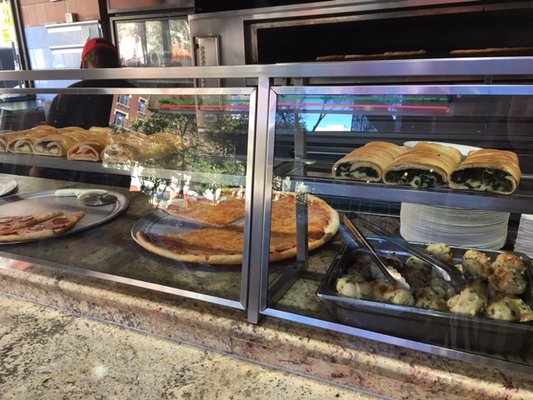 Famous Famiglia by null