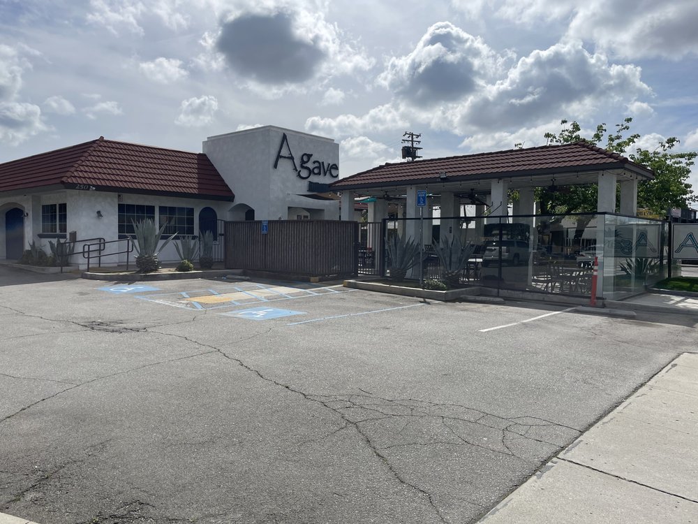 Agave Grill & Tequila, Bakersfield Roadtrippers