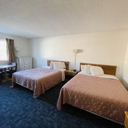 Sundown Lodge