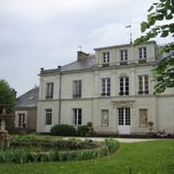 chateau de la cour neuve