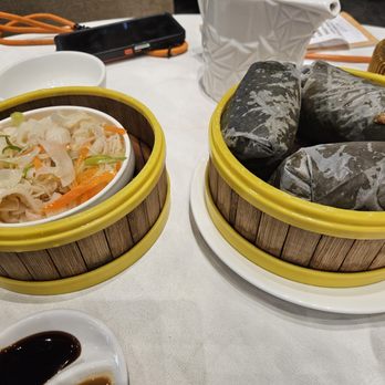 Lanxuan Restaurant 澜轩荟 - cow stomach, and chicken sticky rice - Dim Sum Near Me - Richmond, British Columbia Lanxuan Restaurant 澜轩荟 - cow stomach, and chicken sticky rice - Dim Sum Near Me - Richmond, British Columbia