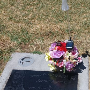 Belmont Memorial Park - Dry grass, not trimmed - Funeral Services & Cemeteries Near Me - Fresno, California Belmont Memorial Park - Dry grass, not trimmed - Funeral Services & Cemeteries Near Me - Fresno, California