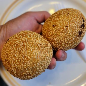 Tao Yuen Pastry - Pair of Sesame balls - Bakeries Near Me - Oakland, California Tao Yuen Pastry - Pair of Sesame balls - Bakeries Near Me - Oakland, California