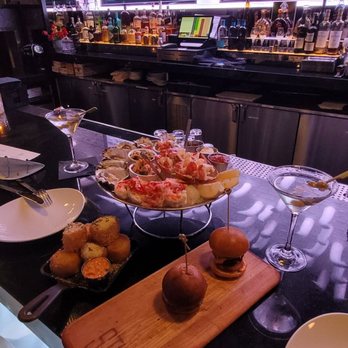 STK Steakhouse Bellevue - Martinis, seafood platter, sliders, tater tots - Steakhouses Near Me - Bellevue, Washington STK Steakhouse Bellevue - Martinis, seafood platter, sliders, tater tots - Steakhouses Near Me - Bellevue, Washington