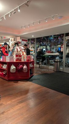 Lovestruck Books & Cafe by null