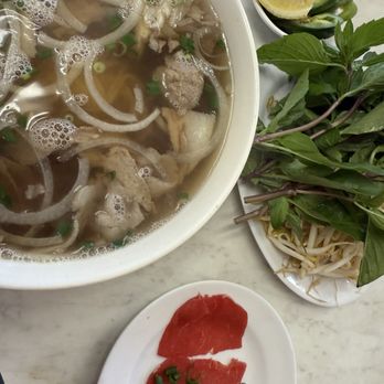Yum Yum Pho - Combination Pho - Vietnamese Near Me - Aiea, Hawaii Yum Yum Pho - Combination Pho - Vietnamese Near Me - Aiea, Hawaii