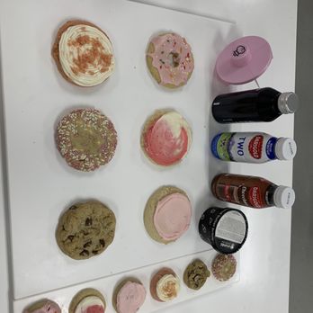 Crumbl - Milpitas - Yum - Bakeries Near Me - Milpitas, California