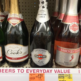 Walgreens - bottles of wine on a shelf - Drugstores Near Me - Margate, Florida Walgreens - bottles of wine on a shelf - Drugstores Near Me - Margate, Florida