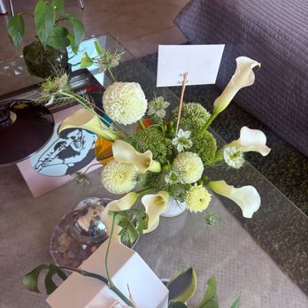 David’s Daughter - Medium arrangement, neutrals and unique flowers: so happy with the arrangement and service! grateful to you guys! - Florists Near Me - San Diego, California David’s Daughter - Medium arrangement, neutrals and unique flowers: so happy with the arrangement and service! grateful to you guys! - Florists Near Me - San Diego, California