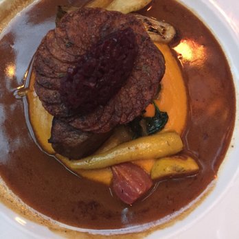 Le Saint-Amour - Fois gras on veal - fantastic to share - French Near Me - Old Quebec, Quebec Le Saint-Amour - Fois gras on veal - fantastic to share - French Near Me - Old Quebec, Quebec