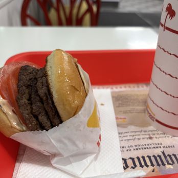 In-N-Out Burger - Fantastic Triple Hamburger with whole grilled onion !!! - Burgers Near Me - Stafford, Texas In-N-Out Burger - Fantastic Triple Hamburger with whole grilled onion !!! - Burgers Near Me - Stafford, Texas