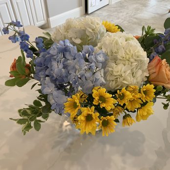Devin Designs Flowers - Hydrangeas - Florists Near Me - Grapevine, Texas