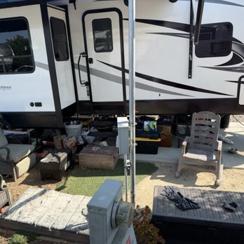 Olive Avenue RV Resort - Neighbors beautiful trailer all junked up with trash. - RV Parks Near Me - Vista, California Olive Avenue RV Resort - Neighbors beautiful trailer all junked up with trash. - RV Parks Near Me - Vista, California
