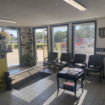 Ten Minute Oil Change - Oil Change Stations Near Me - DeSoto, Texas Ten Minute Oil Change - Oil Change Stations Near Me - DeSoto, Texas