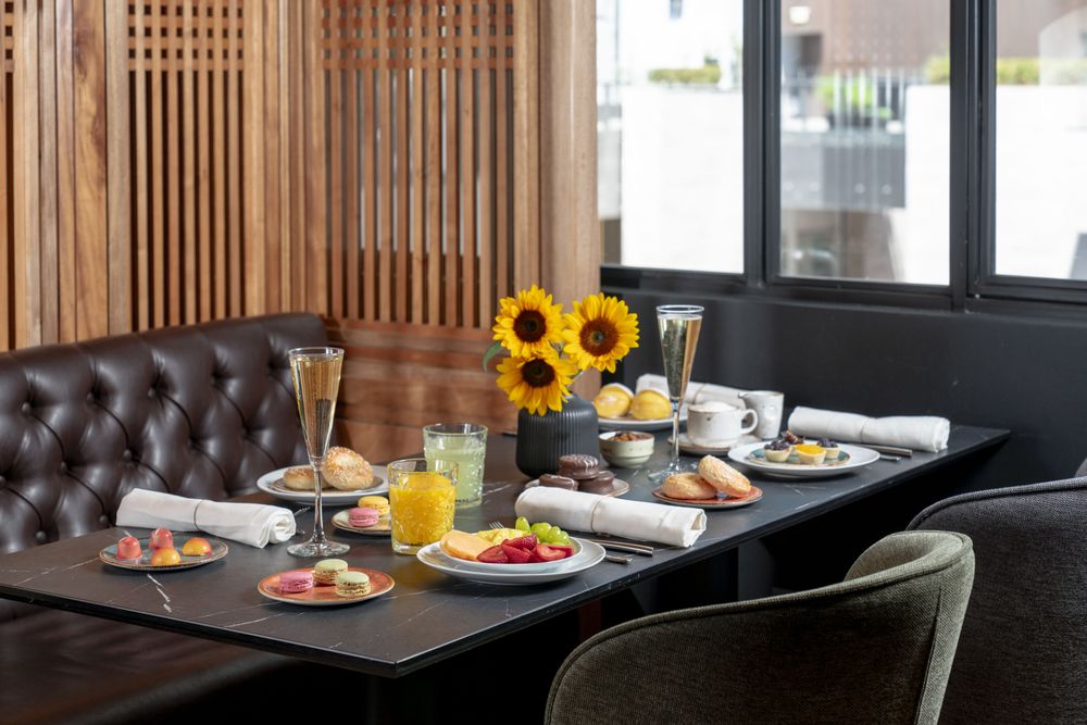 Hotel NH Collection Santiago Casacostanera