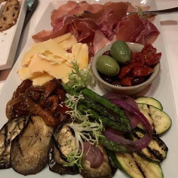 Ponte Vecchio - Della casa - Italian Near Me - Niagara Falls, Ontario