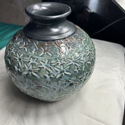 Cascade Ceramics Studios - A vase I threw at Cascade