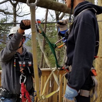 Smoky Mountain Zipline - Ziplining Near Me - Pigeon Forge, Tennessee