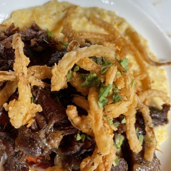 Biltmore Stable Cafe - The pulled pork with grits. - American Near Me - Asheville, North Carolina Biltmore Stable Cafe - The pulled pork with grits. - American Near Me - Asheville, North Carolina