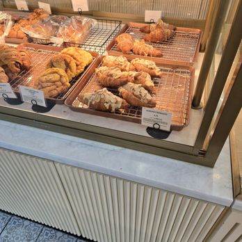 Tous Les Jours - Bakeries Near Me - Ballwin, Missouri