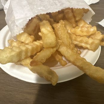 East Main Drive In - French Fries - Burgers Near Me - Stockton, California