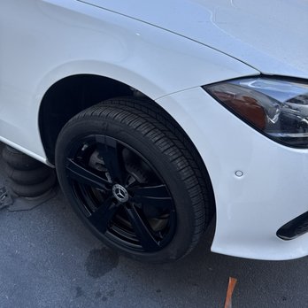 SoCal Auto Body - Repaired with free blacked out
Wheels - Body Shops Near Me - Arleta, California SoCal Auto Body - Repaired with free blacked out
Wheels - Body Shops Near Me - Arleta, California