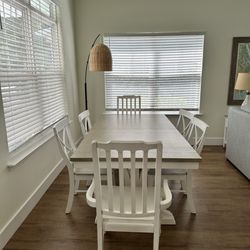 Timeless Interiors - Dining table