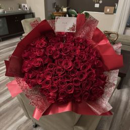 Amazing flowers and service!!