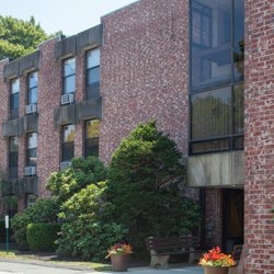 Maplewood Rehabilitation & Nursing Center