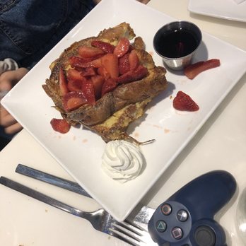 Nerdvana - Brunch FTW French Toast - New American Near Me - Frisco, Texas Nerdvana - Brunch FTW French Toast - New American Near Me - Frisco, Texas