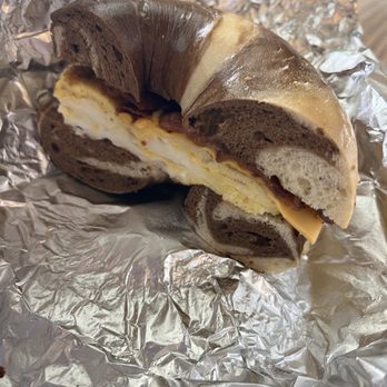 Holmdel Bagel Market - Pumpernickel and Rye B.E.C. - Bagels Near Me - Holmdel, New Jersey