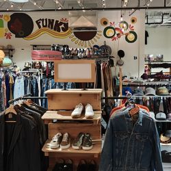 Modern Vintage Marketplace