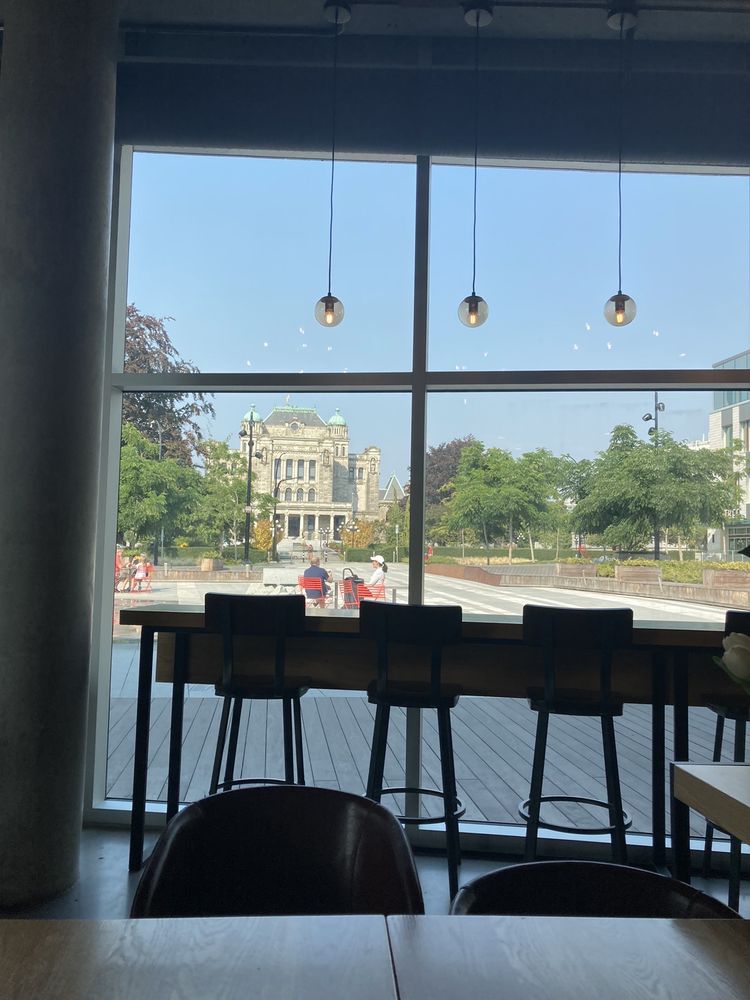 GOOD EARTH COFFEEHOUSE 28 Photos & 16 Reviews 1971 Oak Bay Avenue