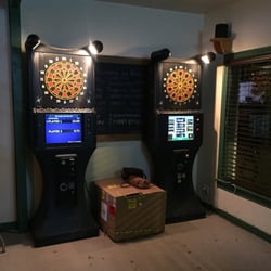 Novelli's Deli & Sports Bar - Darts area