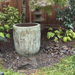 Water feature. With auto fill valve and volume control. They took it apart and cleaned it. Works like a charm. Water feature. With auto fill valve and volume control. They took it apart and cleaned it. Works like a charm.