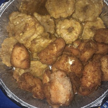 Leche Y Miel Restaurant - Chicarrones de Pollo con Tostones - Comfort Food Near Me - Bronx, New York