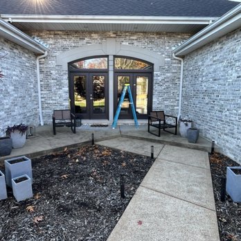 Haus Interiors - Front of house before Chris decorated - Interior Design Near Me