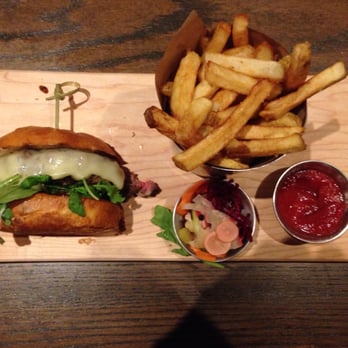 Woods Hill Table - Best burger - New American Near Me - Concord, Massachusetts