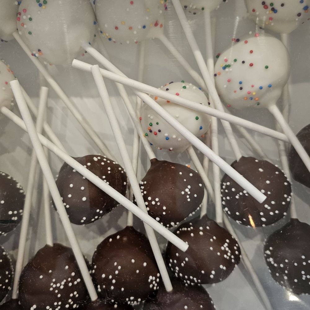 Seven Oaks Coffee - Cake pops - Coffee & Tea Near Me - Leander, Texas Seven Oaks Coffee - Cake pops - Coffee & Tea Near Me - Leander, Texas